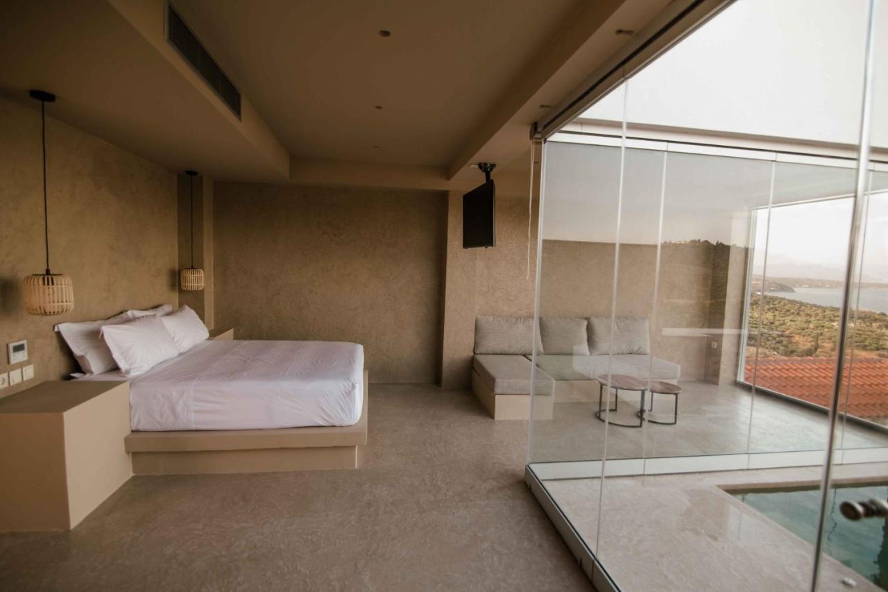 Mani Luxury Suites And Studios In Gytheio With Private Pools 外观 照片