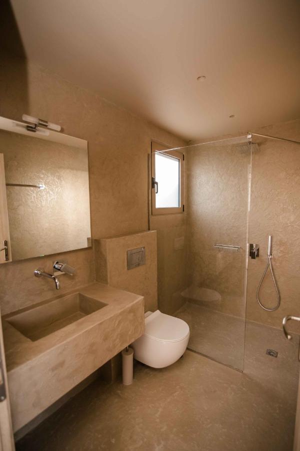 Mani Luxury Suites And Studios In Gytheio With Private Pools 外观 照片