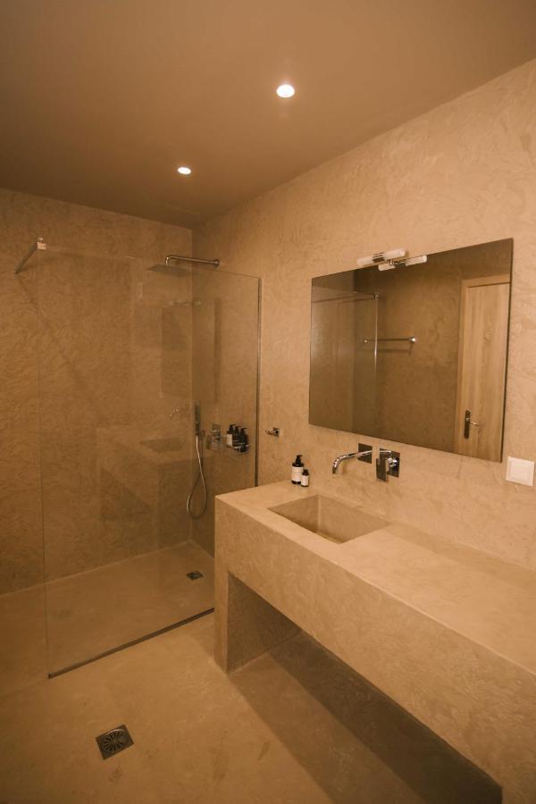 Mani Luxury Suites And Studios In Gytheio With Private Pools 外观 照片