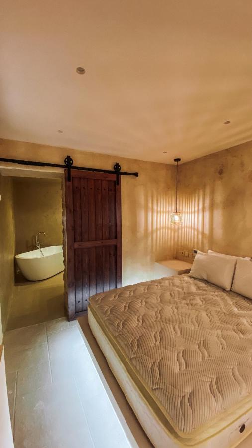 Mani Luxury Suites And Studios In Gytheio With Private Pools 外观 照片