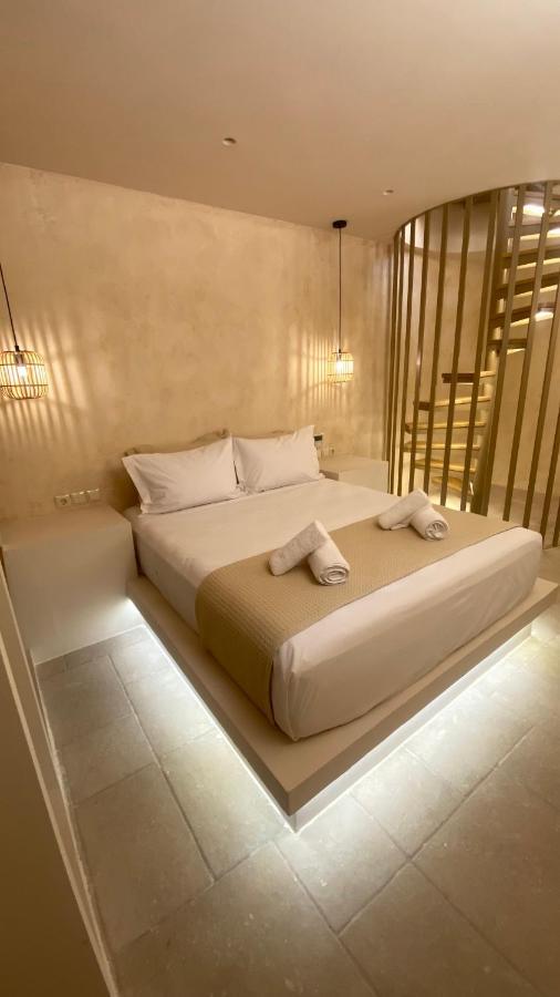 Mani Luxury Suites And Studios In Gytheio With Private Pools 外观 照片
